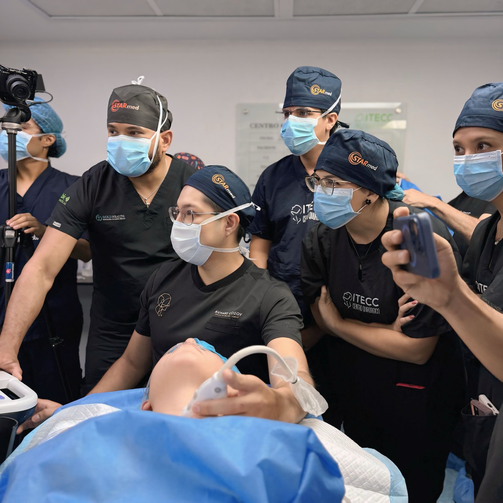 Espacio académico de intercambio profesional en capacitación médica
